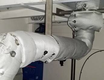 Tous les tuyaux de ventilation d'échappement exposés doivent être entièrement recouverts d'une isolation thermique acceptable