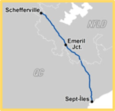 Carte avec une ligne représentant l’itinéraire ferroviaire de TFT. Du nord au sud, les stations suivantes qui se trouvent le long de la route sont étiquetées : Schefferville, QC (terminus nord) ; Emeril Junction, Labrador; Sept-Îles, QC (terminus sud).